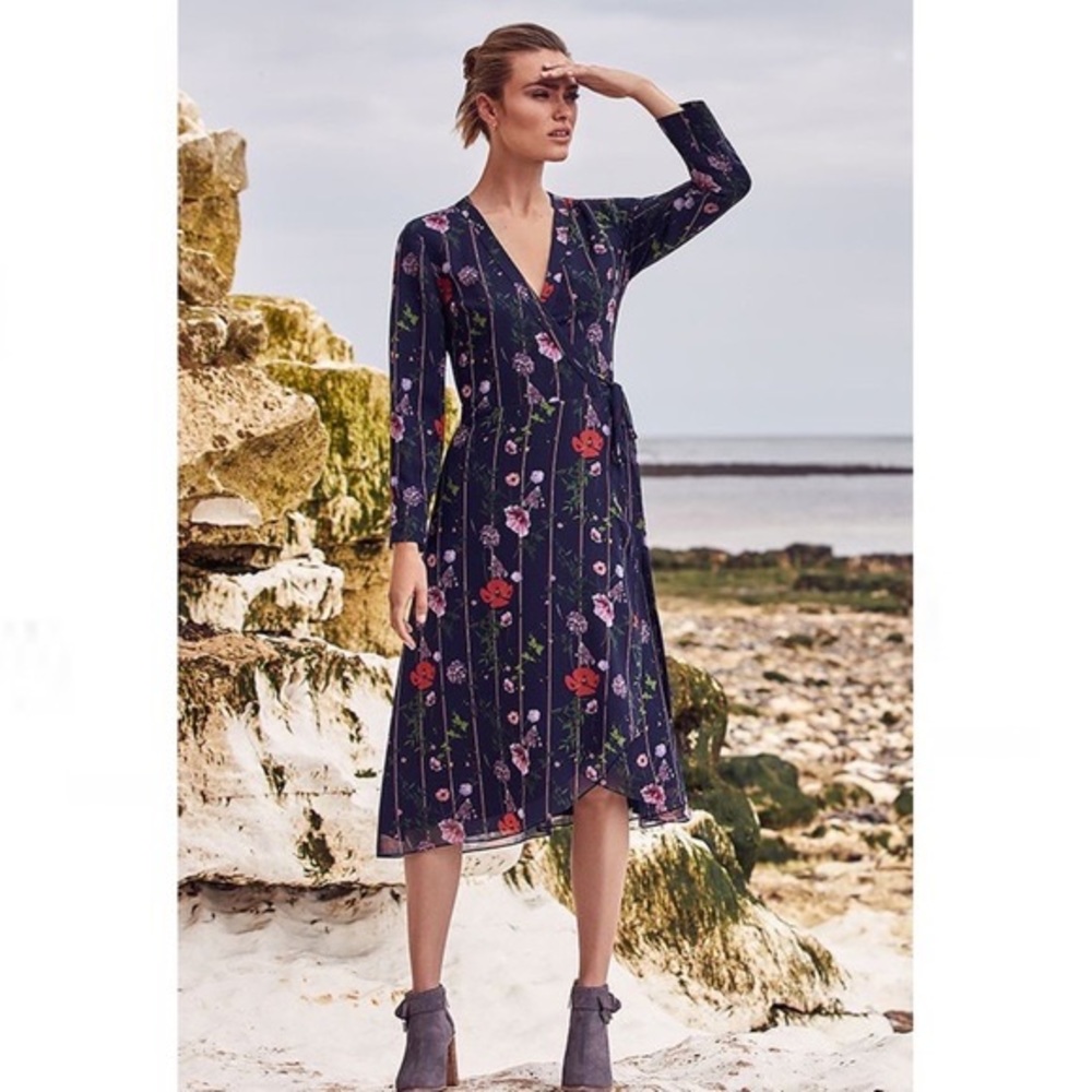Ted Baker Navy Red Floral Print Hedgerow